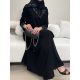 عباية 00457 أنيقة بتفاصيل ناعمة مع شك وتطريز 