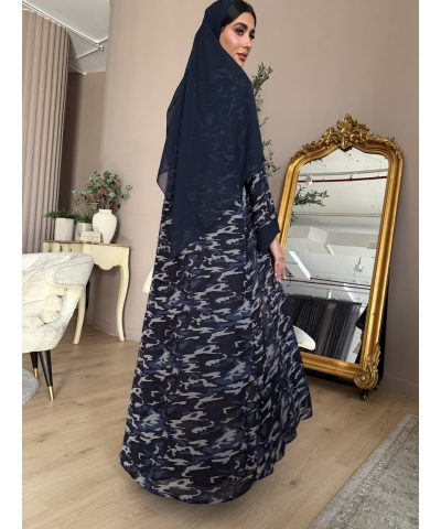 عباية 00505 عصرية بنقشات زهرية باللون الكحلي بقصة A