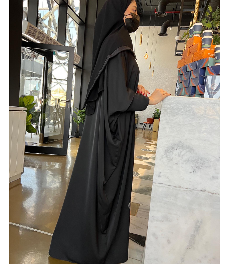 عباية 00074  عباية سادة بقصة نص بشت
