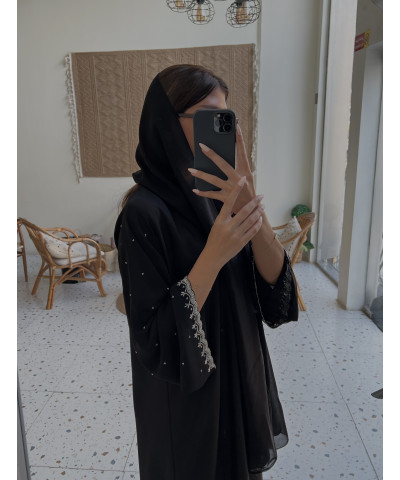 عباية 00205 أنيقة مزينة بطريز يدوي باللول والخرز