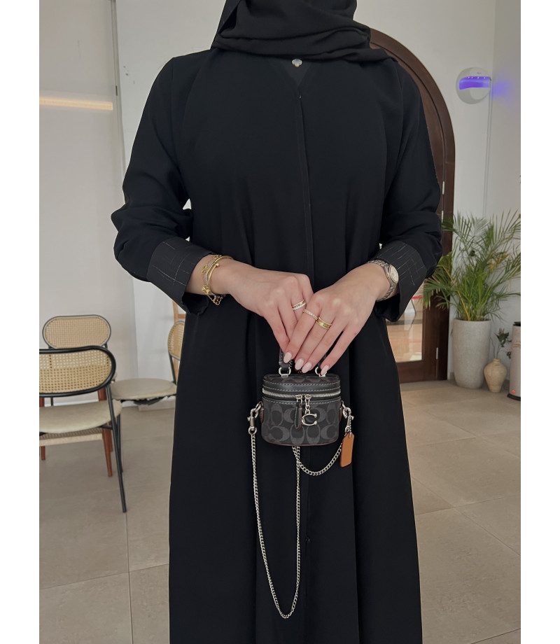 عباية 00384 راقية وعملية بخامة ماتحتاج كوي بعد الغسيل