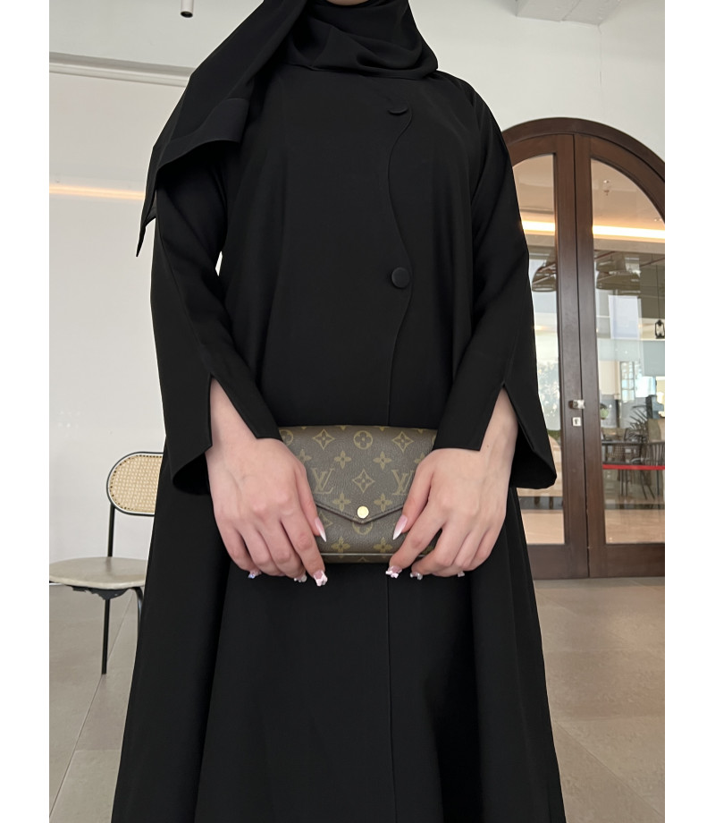 عباية 00395 عملية ورسمية بخامة كريب كوري