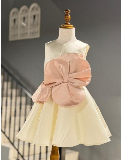 Jessie and James Jessie and James