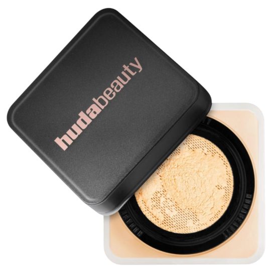 بودرة هدى بيوتي إيزي بيك Huda Beauty Easy Bake درجة Banana Bread - حجم 20 جرام بودرة هدى بيوتي إيزي بيك Huda Beauty Easy Bake درجة Banana Bread - حجم 20 جرام