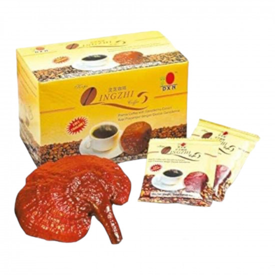 قهوة سوداء مع مسحوق الجانوديرما . 