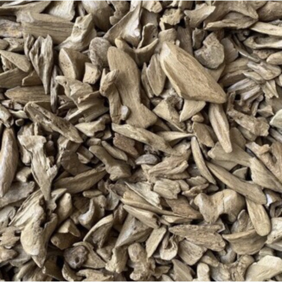 بخور عود مروكي سي سي: تجربة فاخرة من العطور والبخور