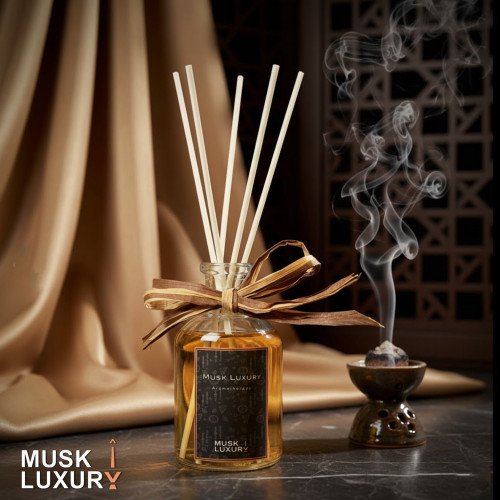 فازا الفواحة الملكية (فارغة) - سعة 100 مل مع 5 أعواد نشر