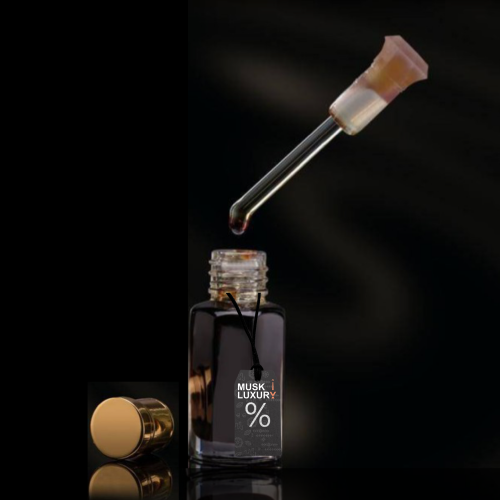 عود كمبودي اصلي دهن معتق: الفخامة الطبيعية في زجاجة