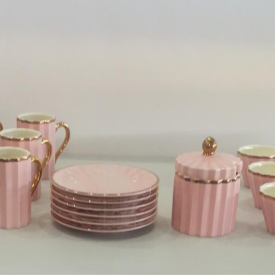 طقم فناجيل شاي وقهوة فاخرة عدة الوان من هوست