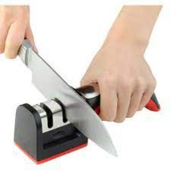 مسن سكاكين بثلاث مراحل قوية للغاية ومتينة وآمنة على اليدين مسن سكاكين بثلاث مراحل قوية للغاية ومتينة وآمنة على اليدين