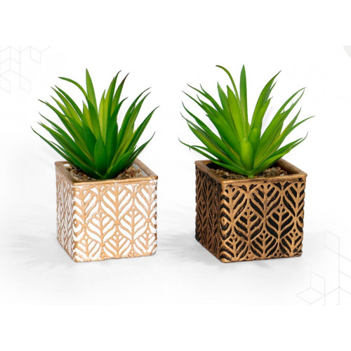 مزهريه صغيره مع نبته صناعية مزينه بزخارف باللون الذهبي مزهريه صغيره مع نبته صناعية مزينه بزخارف باللون الذهبي