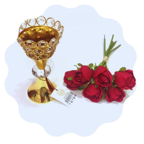 مبخرة بتصميم جذاب باللون الذهبي مزينة بكرستال مبخرة بتصميم جذاب باللون الذهبي مزينة بكرستال