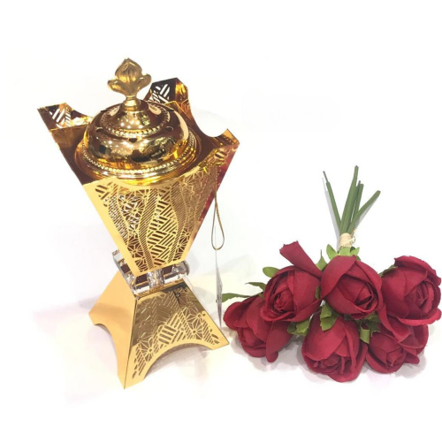 مبخرة بشكل يجمع بين التقليدي و العصري الانيق باللون الذهبي مبخرة بشكل يجمع بين التقليدي و العصري الانيق باللون الذهبي