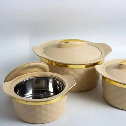 طقم حافظات أنيقة باللون البيج والذهبي 3 احجام مختلفة طقم حافظات أنيقة باللون البيج والذهبي 3 احجام مختلفة