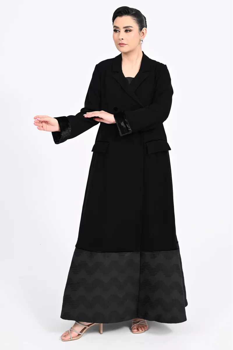 عباية كريب أسود و جاكار 01013 عباية كريب أسود و جاكار 01013