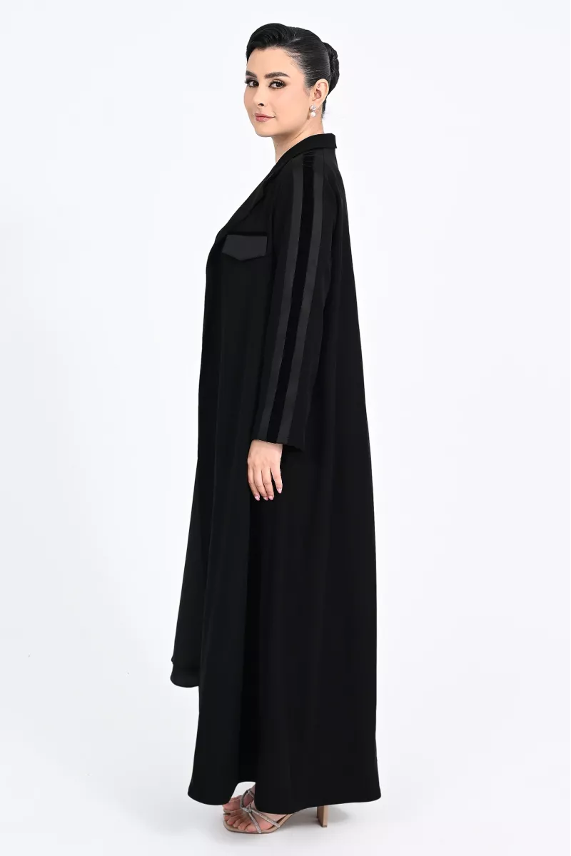 عباية كريب أسود مع جاكار 01012