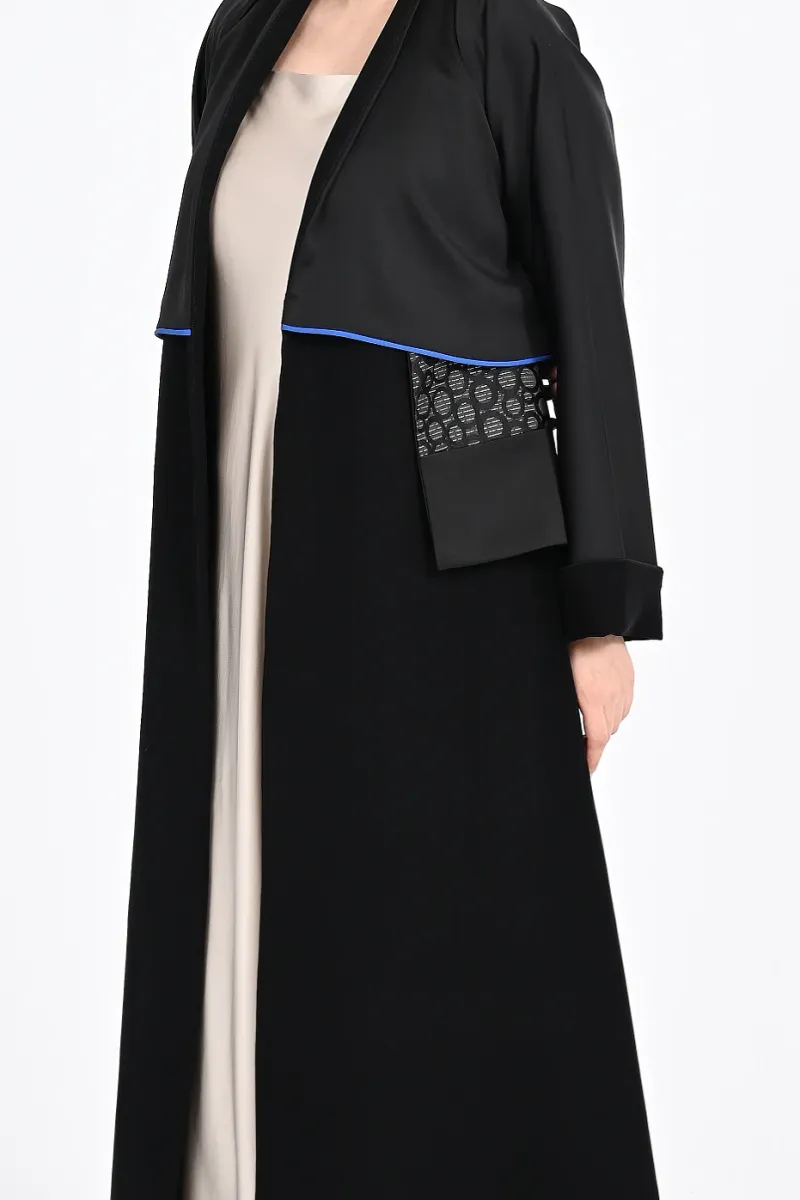 عباية كريب أسود مع جاكار 0108