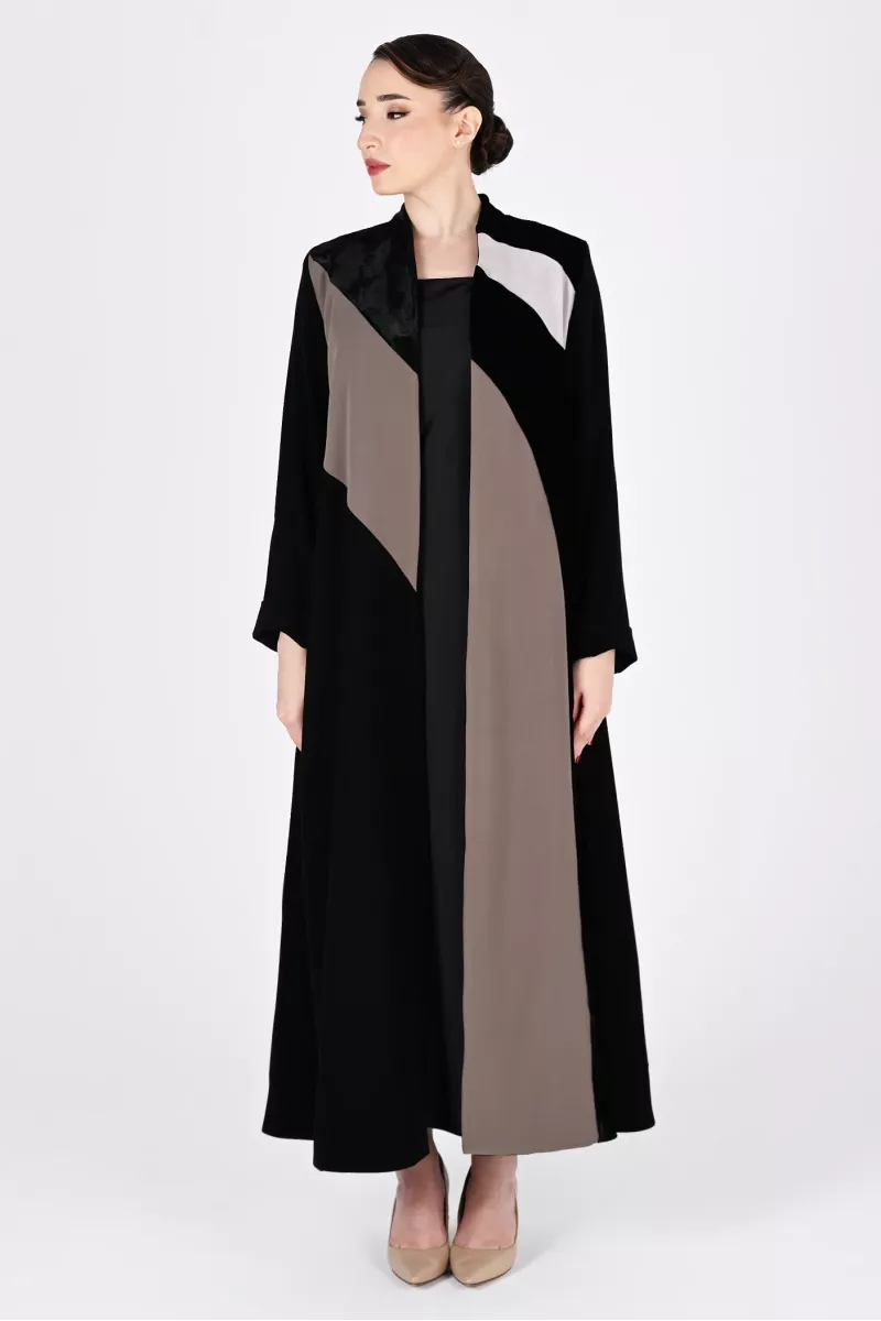 عباية 01042 مزيج من الكريب و المخمل 