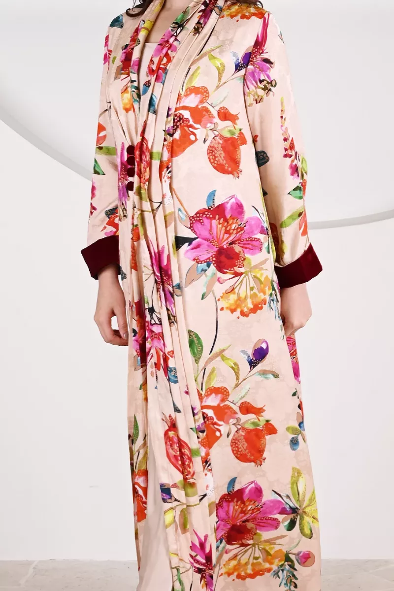 عباية 01059 عباية بليزر متداخلة القطع من قماش رايون  مطبوع 