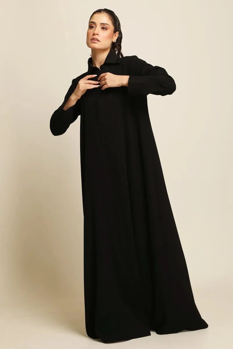 عباية كريب ناعم أسود 082