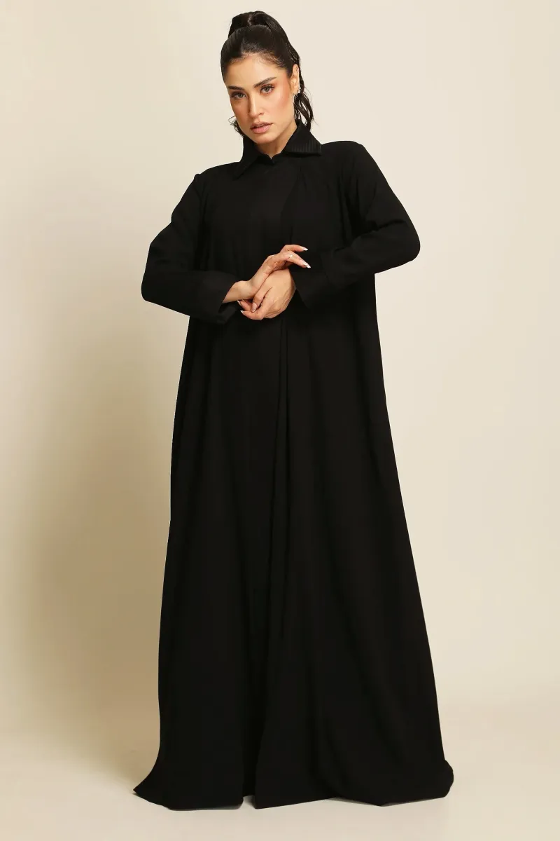 عباية كريب ناعم أسود 082