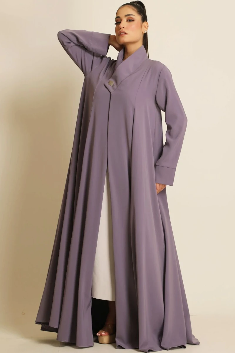 عباية كريب ناعم موڤ فاتح 066 عباية كريب ناعم موڤ فاتح 066