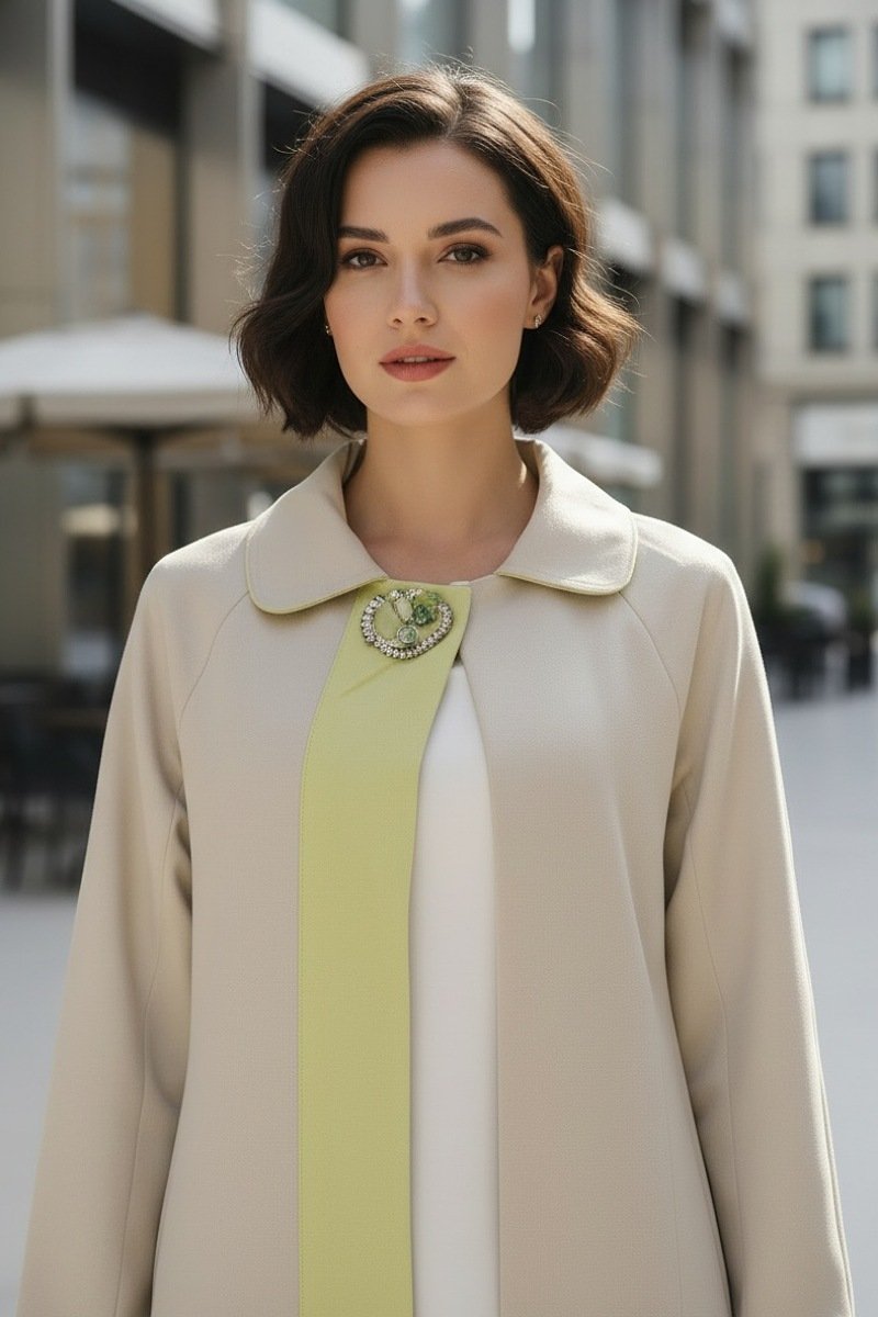 عباية من قماش التافتا الفاخر 010120 عباية من قماش التافتا الفاخر 010120