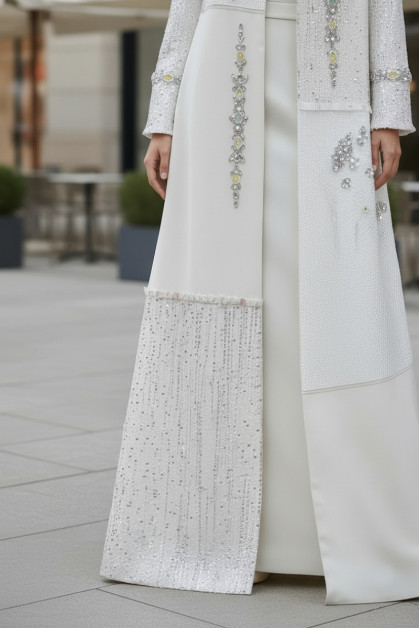 عباية تافتا بلاتية من الألوان الهادئة 010122