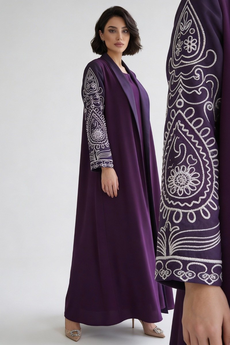 عباية 01049 عباية بليزر من الكريب الأرجواني مع أورجانزا