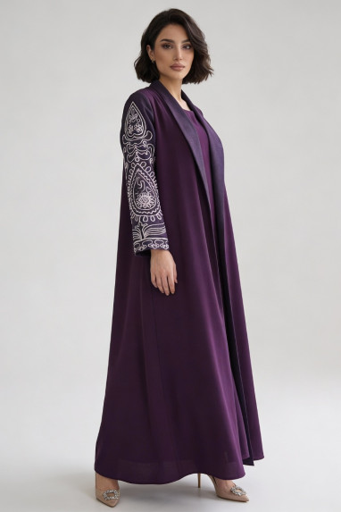 عباية 01049 عباية بليزر من الكريب الأرجواني مع أورجانزا