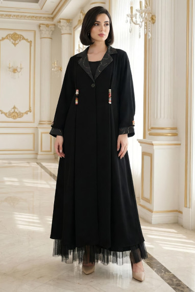 عباية 01045 عباية بليزر بقصّة فضفاضة من الكريب مع ياقة جاكار 