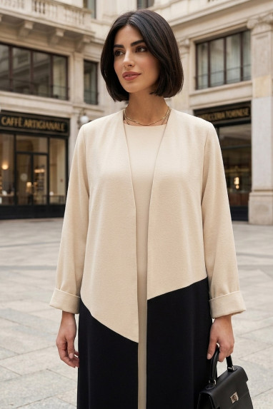 عباية كريب فاخر أوف وايت مع أسود 010134