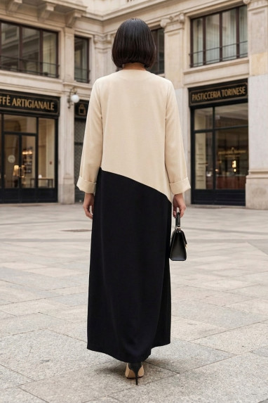 عباية كريب فاخر أوف وايت مع أسود 010134