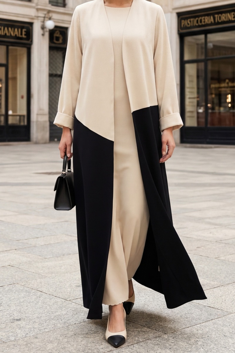 عباية كريب فاخر أوف وايت مع أسود 010134