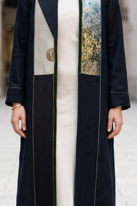 عباية كتان أسود فاخر مع جاكار ومخمل خفيف 010135