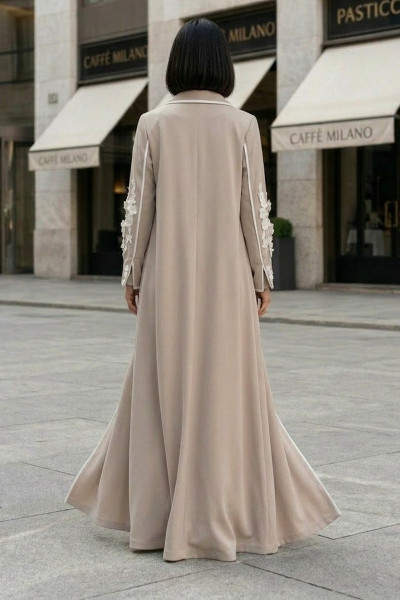 عباية كتان لينين فاخر بيج محايد مزينة بزهور بيضاء 010137