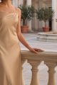 فستان حرير صناعي لون بيج 010103