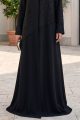 عباية كريب أسود قاتم مع جاكار منقوش بأناقة 01019