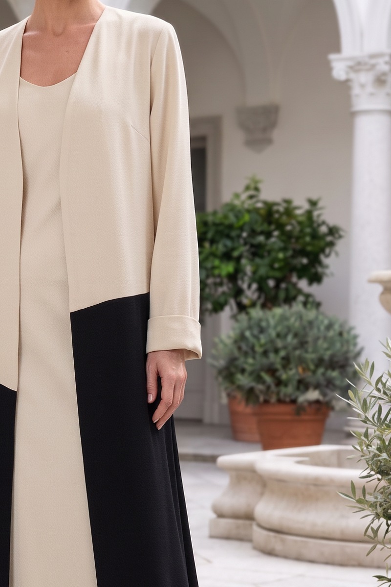 Abaya crepe luxury off-white and black 010134