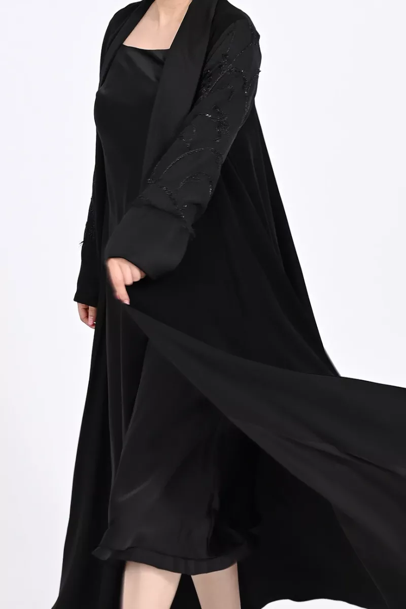 عباية كريب أسود 01018