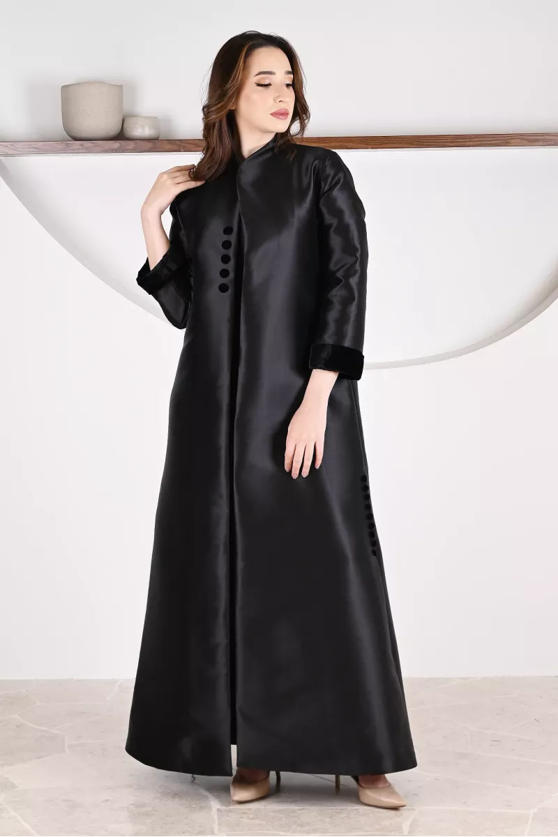عباية 01046 فستان من الحرير التفتا الأسود العميق عباية 01046 فستان من الحرير التفتا الأسود العميق