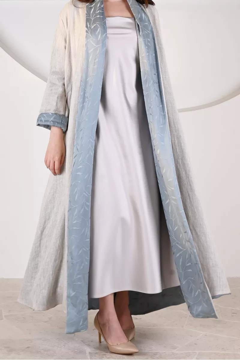 عباية 01053 عباية قابلة للعكس حريرية منقوشة