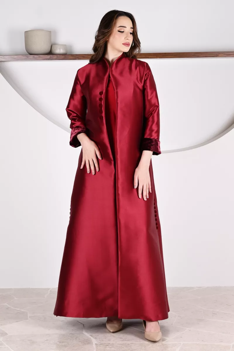 عباية 01057 فستان من الحرير التفتا باللون العنابي عباية 01057 فستان من الحرير التفتا باللون العنابي