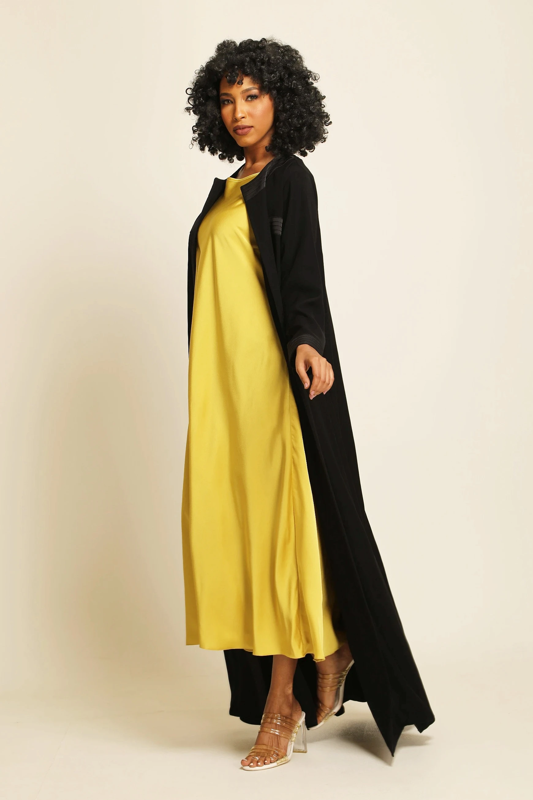 عباية كريب أسود 014