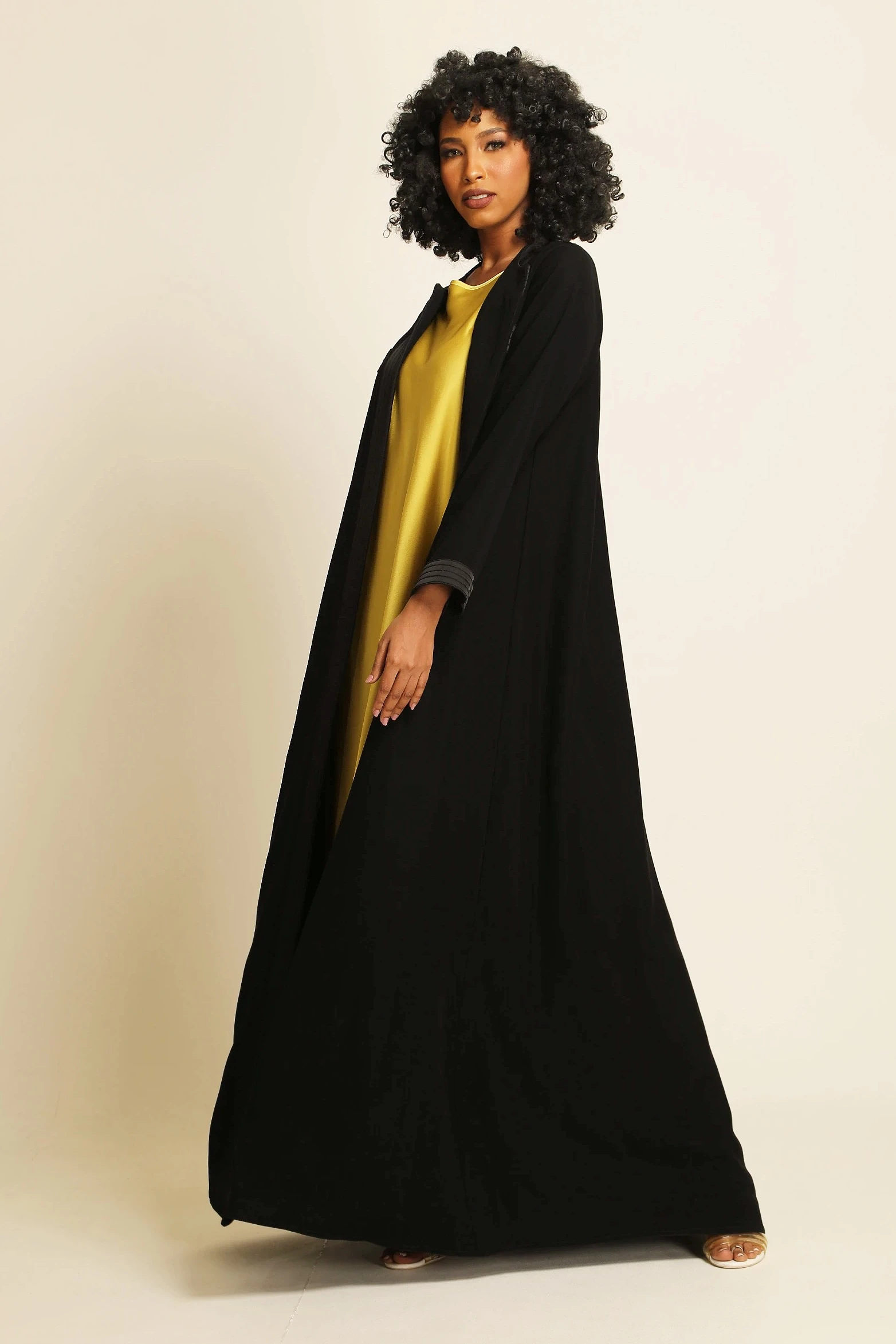 عباية كريب أسود 014