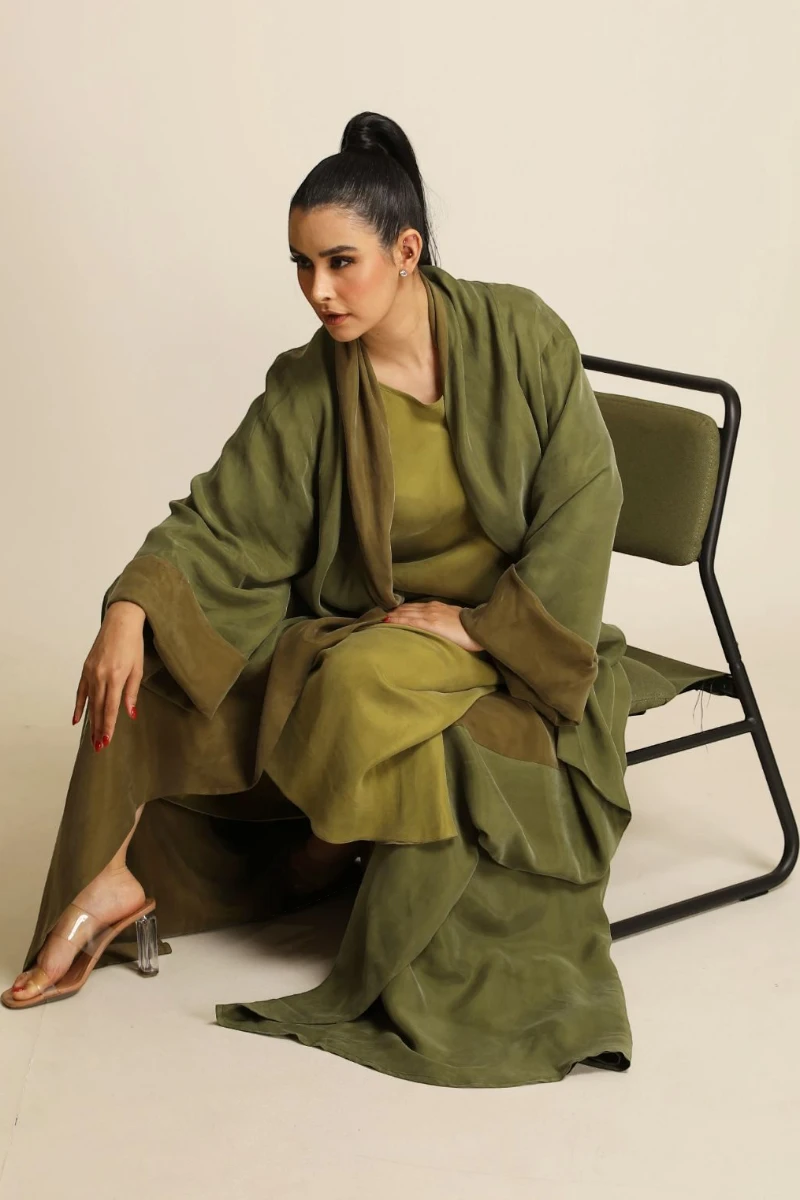 عباية دبل فيس سلك ثقيل أخضر زيتي ( أوليڨ جرين ) 077