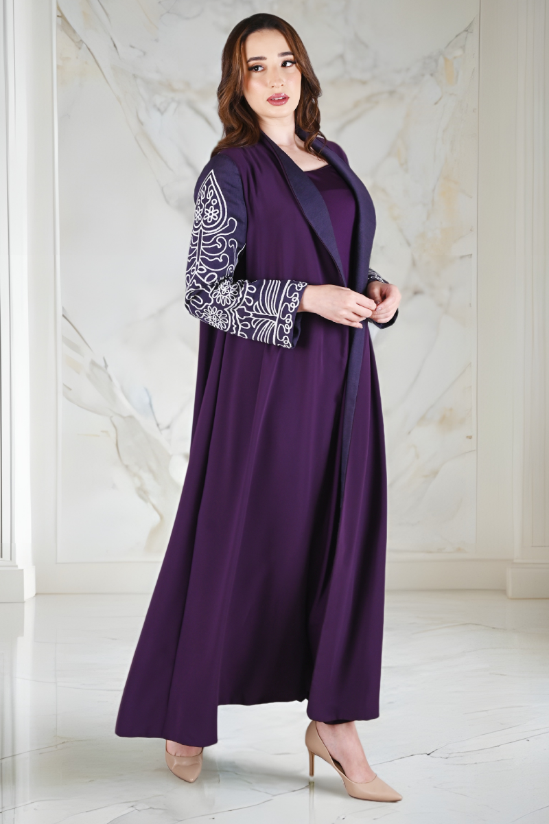 عباية 01049 عباية بليزر من الكريب الأرجواني مع أورجانزا عباية 01049 عباية بليزر من الكريب الأرجواني مع أورجانزا