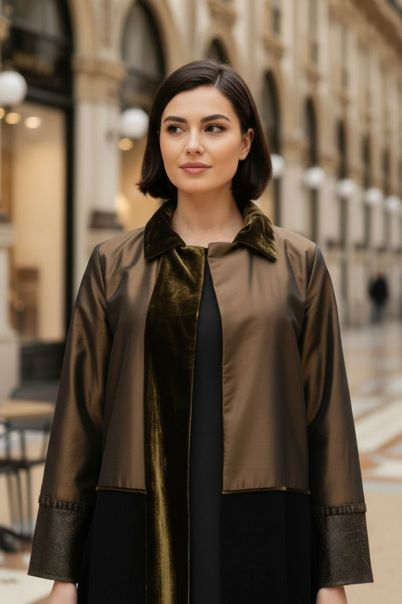 عباية 01043 تافتا بني داكن مع كريب وأساور جلد