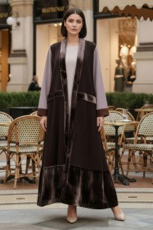 عباية 01039 كريب مع مخمل و حواف برونزية