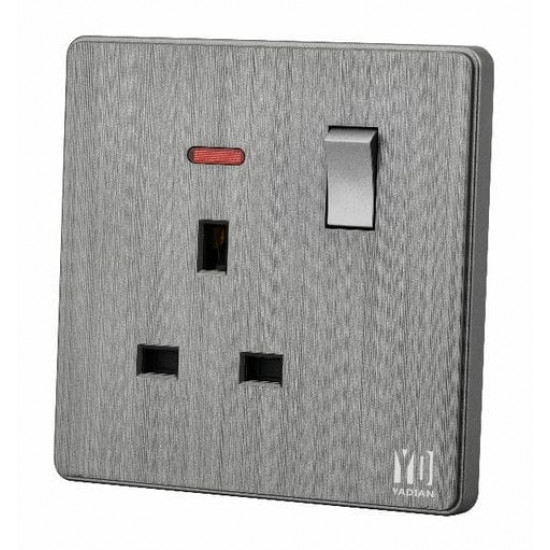 فيش 13 أمبير ولمية - رمادي بيانو